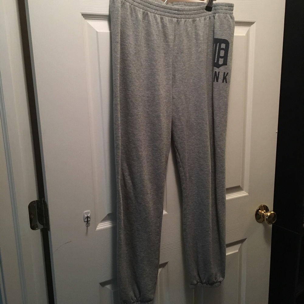VS PINK Detroit Tigers sweat pants